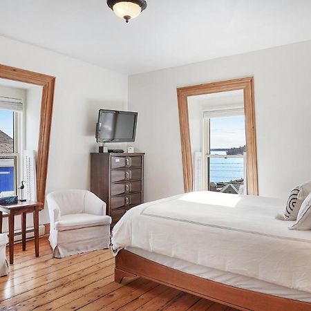 Sail Inn Lunenburg Eksteriør billede