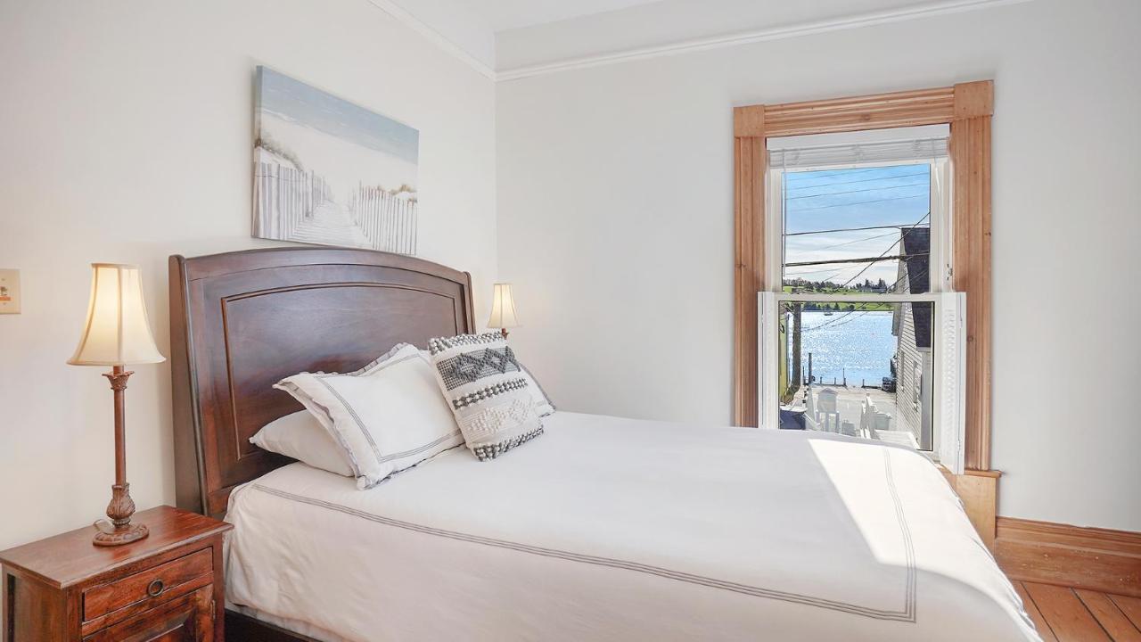 Sail Inn Lunenburg Eksteriør billede