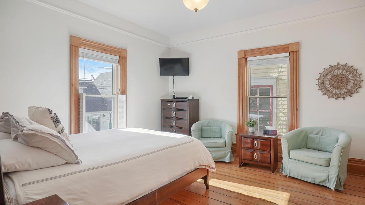 Sail Inn Lunenburg Eksteriør billede