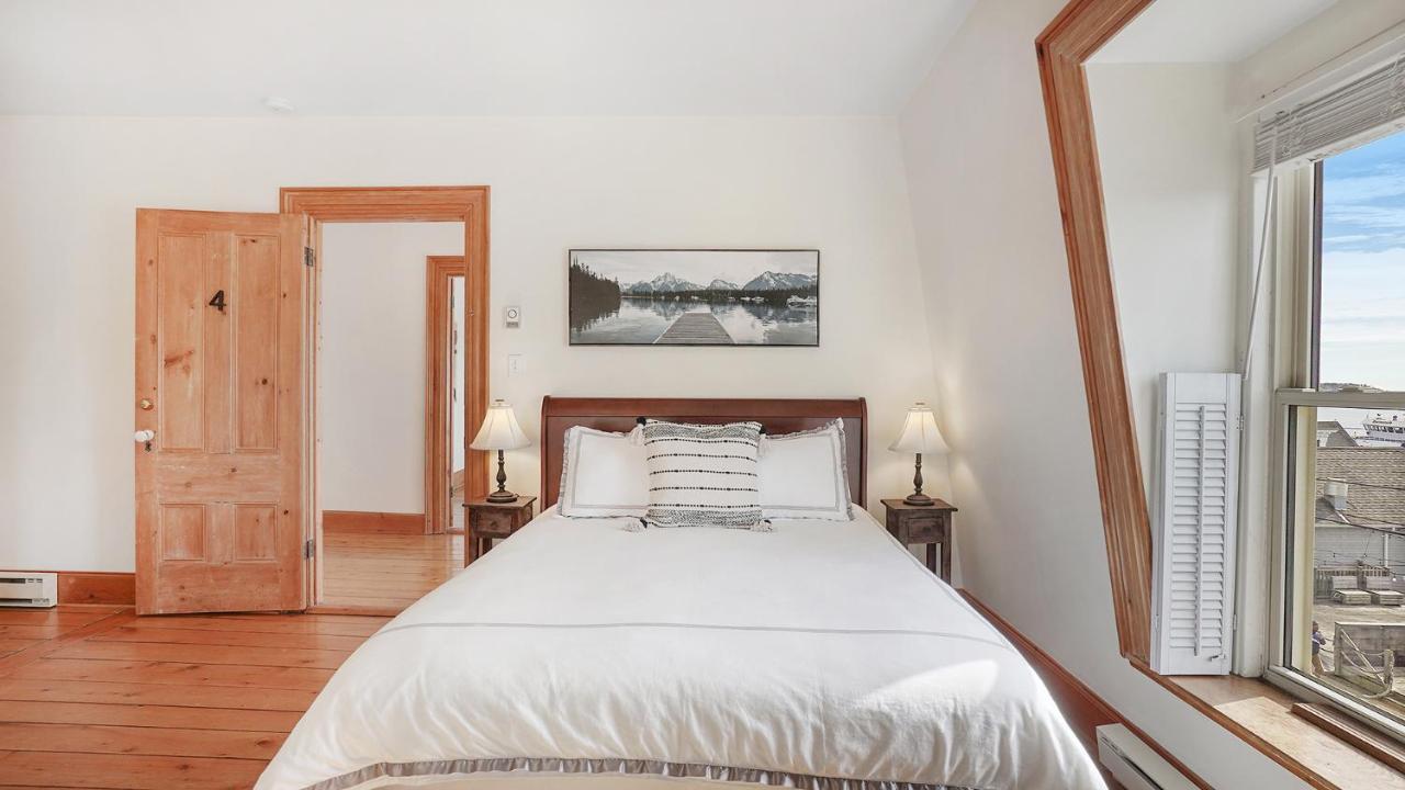 Sail Inn Lunenburg Eksteriør billede