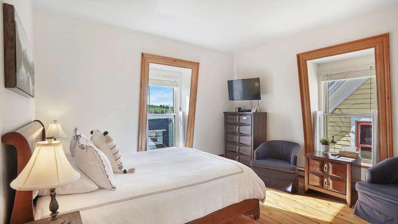 Sail Inn Lunenburg Eksteriør billede