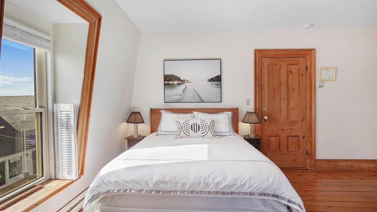 Sail Inn Lunenburg Eksteriør billede